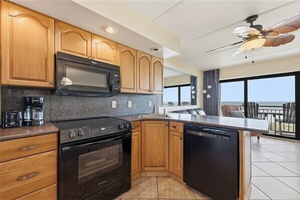 Condo 322