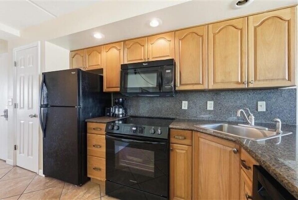 Condo 322