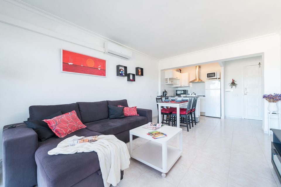 Carole apartment in Port d´Alcudia with pool and living room