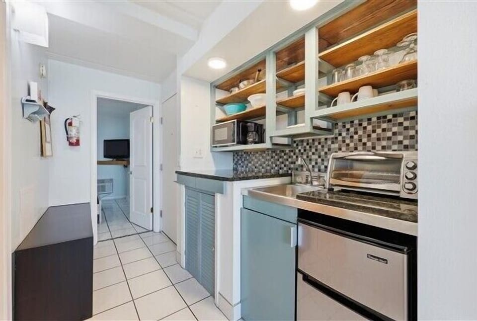 Condo 332