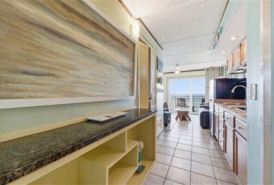 Condo 413