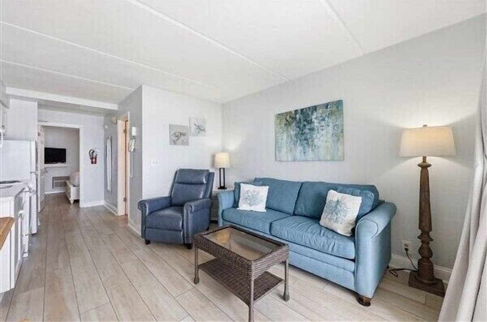 condo 417