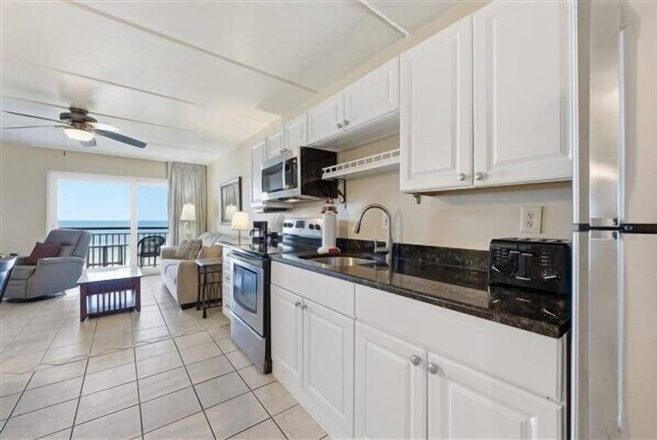 Condo 423