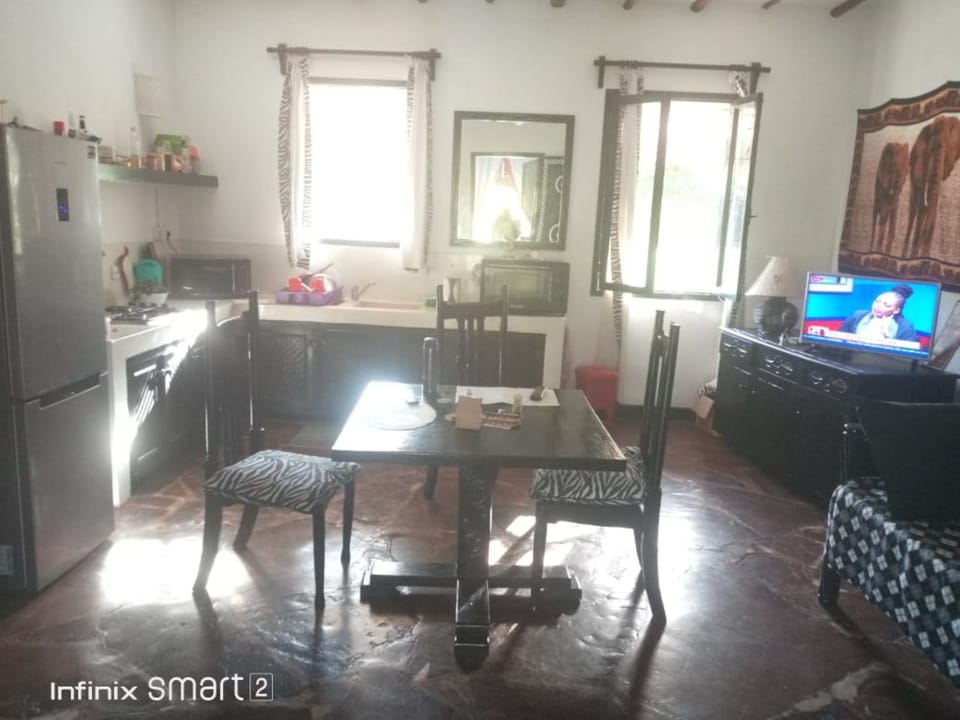Villa, 2 Bedrooms | Private kitchen | Full-size fridge, microwave, oven, stovetop