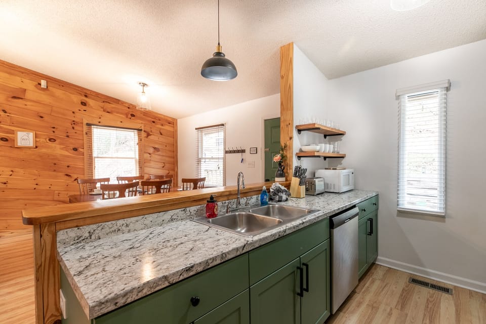 Kitchen and dining room. 
