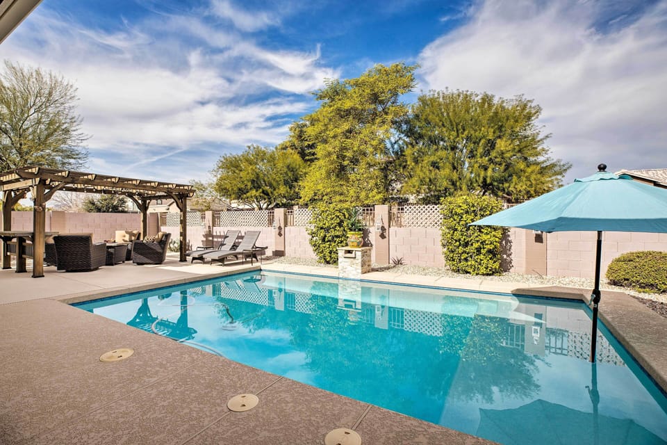 Backyard | Private Pool