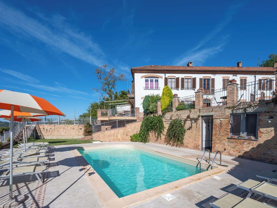 Swimming Pool, Outdoor Furniture, Estate, Resort, Villa, Eco Hotel, Hacienda, Hotel, Resort Town, Balcony