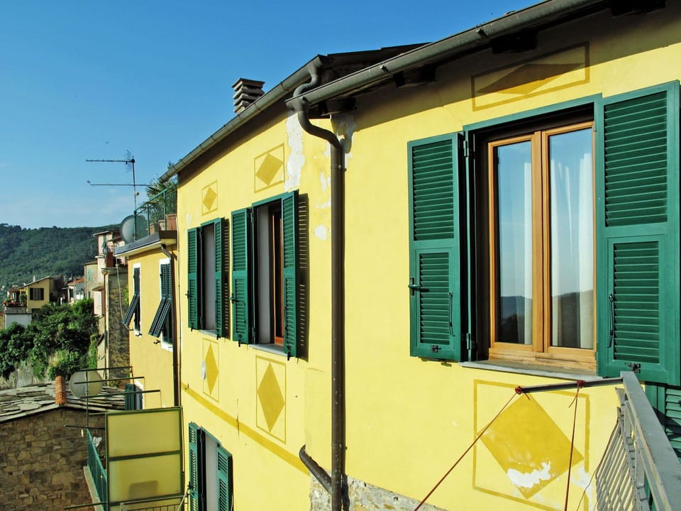 Building, Sky, Property, Window, Plant, House, Wood, Yellow, Shade