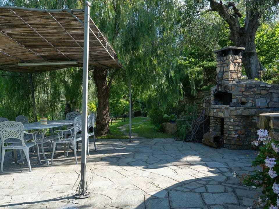 Property, Flagstone, Yard, Backyard, Botany, Garden, Landscaping, Building, Tree, House