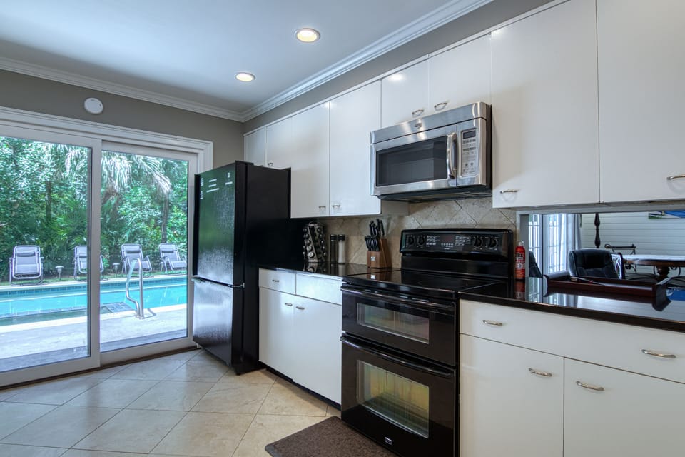 Well-stocked kitchen; suitable for everything from PB&J to gourmet cooking.