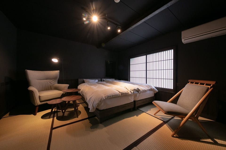 In-room safe, WiFi (free)