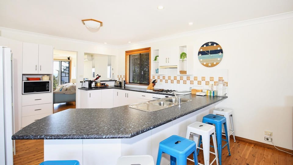 Fantastic chef's kitchen for preparing gourmet meals