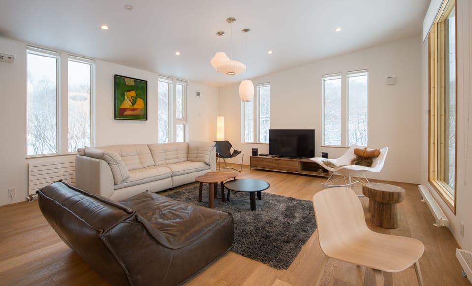 Chalet, 1 Bedroom | Living room | TV, video-game console