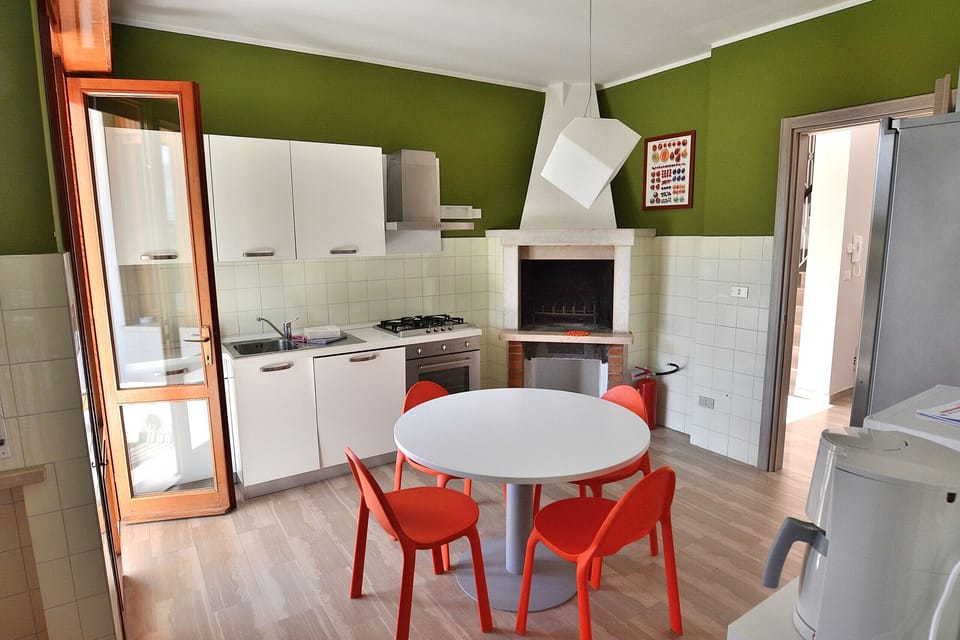 Villa, 5 Bedrooms | Private kitchen | Full-size fridge, oven, stovetop, dishwasher