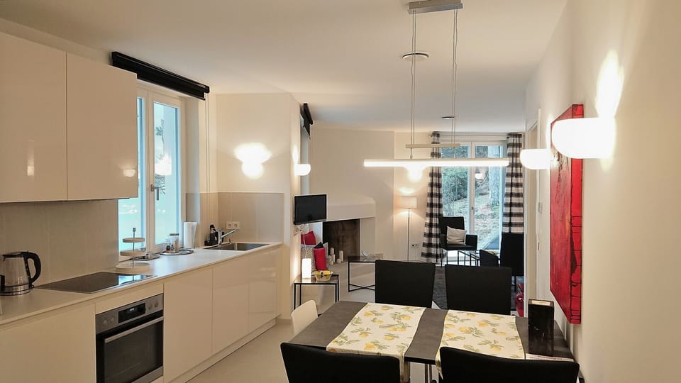 Villa, 3 Bedrooms | In-room dining