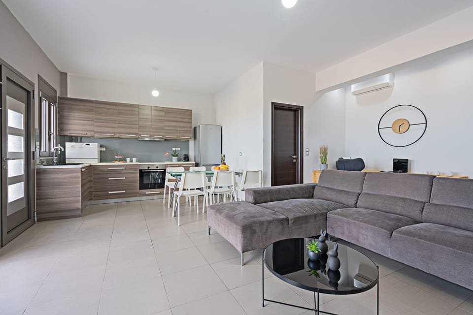 Another view of the ground floor living room and kitchen !
