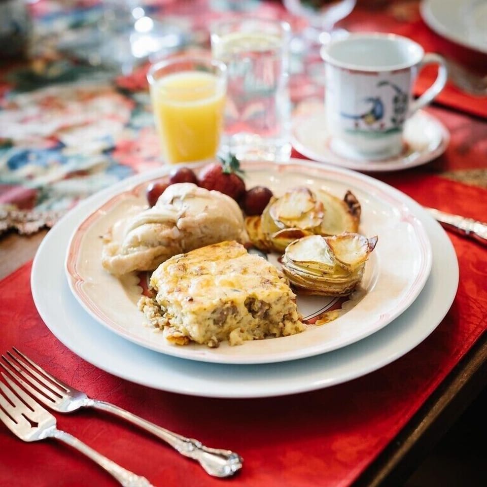 Free daily full breakfast