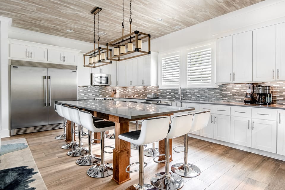 1st Floor - Gourmet Kitchen / Dining