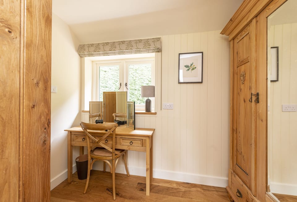 Evergreen, Bransgore: Family bathroom