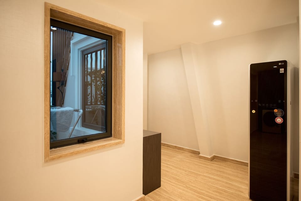 Icity Lakeview Saigon Villa | 5 bedrooms, premium bedding, in-room safe, desk