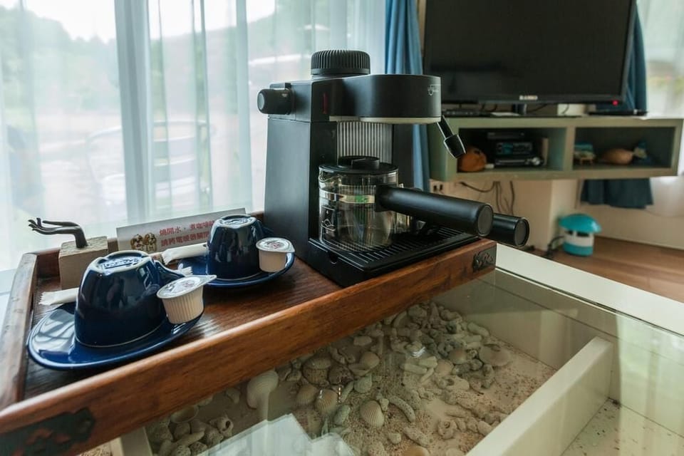 Romantic Double Room | Blackout drapes, soundproofing, free WiFi, bed sheets