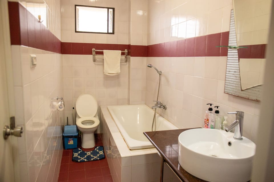 Seaview Hills Luxury Apartments & Rooms Bed and Breakfast in Central Visayas