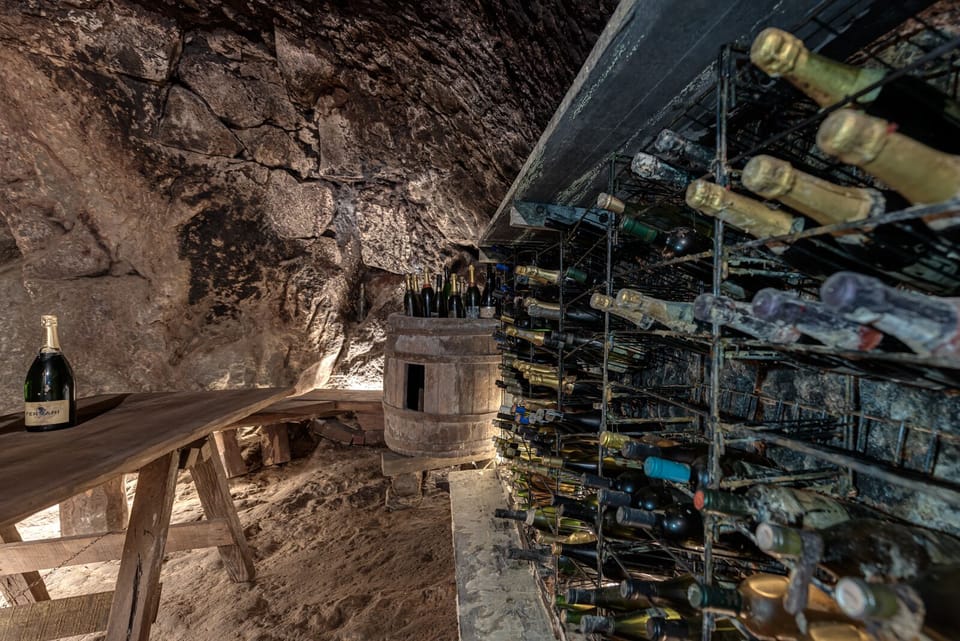 Tasting room