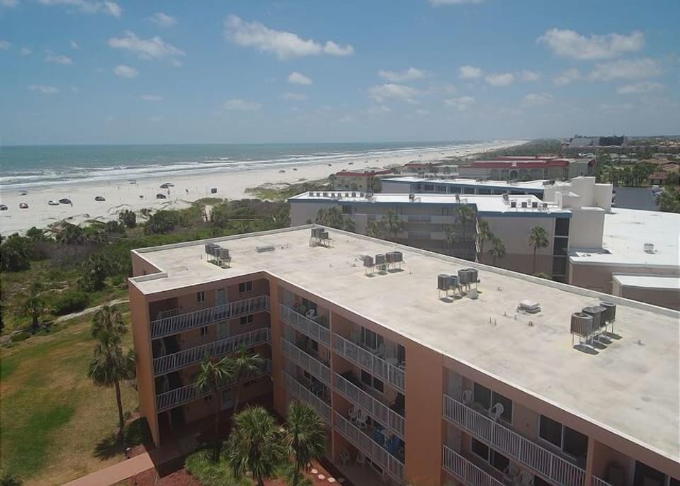 Condo, 2 Bedrooms | Exterior