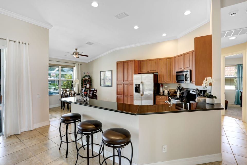 Vacanza Rentals - Villa Santa Rosa kitchen