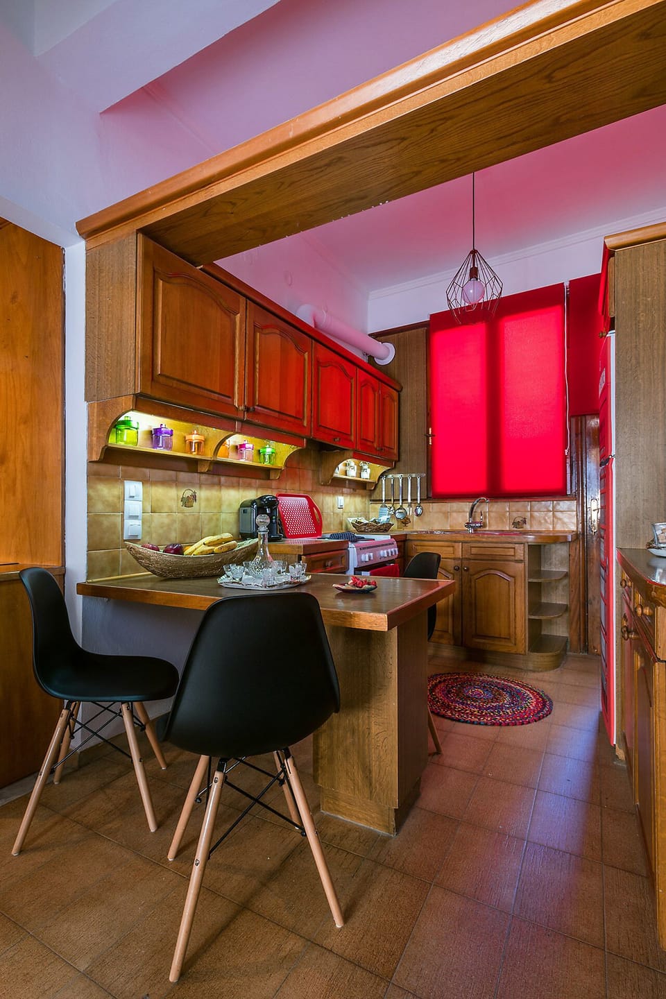 Design Apartment | Private kitchen | Full-size fridge, microwave, oven, stovetop