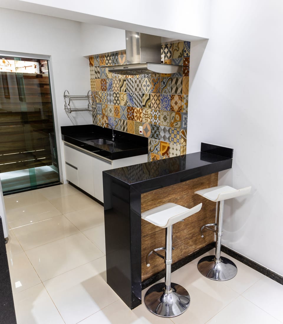 Presidential Suite | Private kitchenette | Microwave