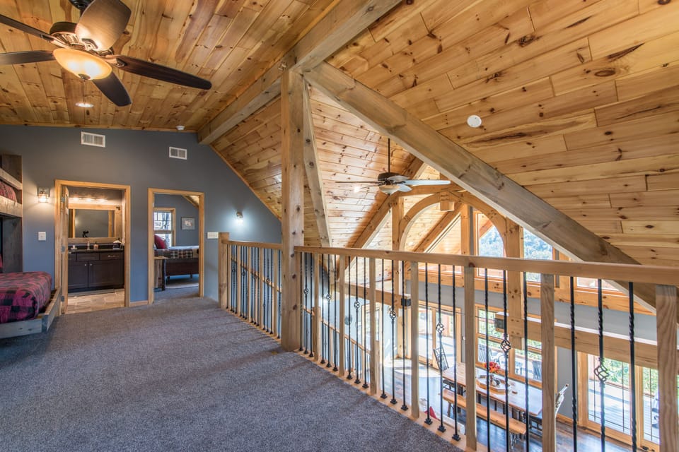 Spacious Loft Open Bedroom with 2 Twin-over-Full Bunk Beds, Overlooks Great Room