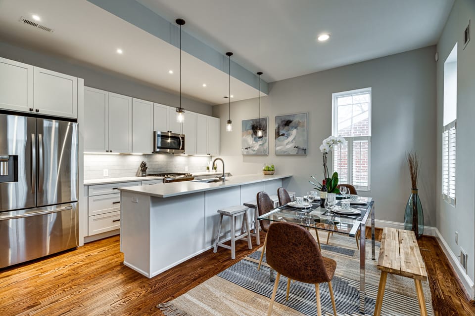Newly Renovated (2021) Kitchen