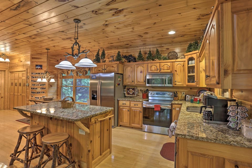 Kitchen | Fully Equipped | Stainless Steel Appliances
