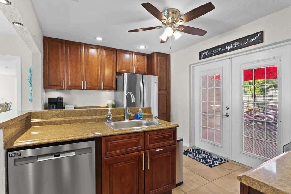 Chrissy's Cottage 2 | Fully Loaded Kitchen