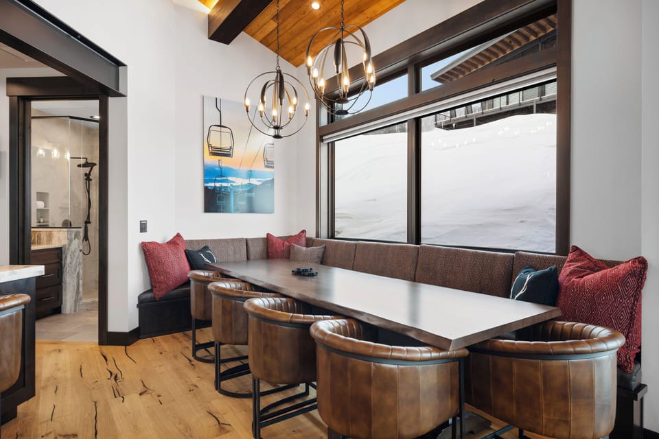 Dining room comfortably seats everyone with 10'6" table