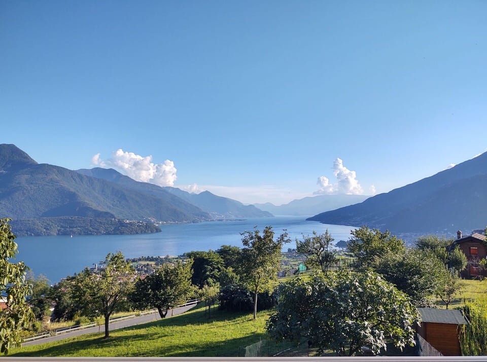 Sky, Water, Cloud, Water Resources, Mountain, Plant, Azure, Natural Landscape, Tree, Highland