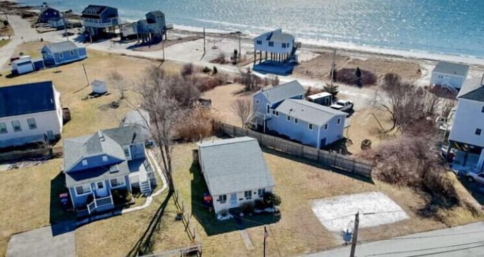 Soak in the views of Buzzard’s Bay. The beach is just footsteps away.