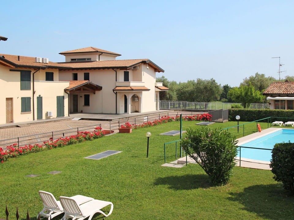 Swimming Pool, Plant, Property, Real Estate, Residential Area, Building, House, Home, Roof, Lawn