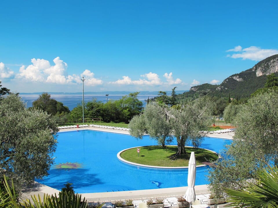 Swimming Pool, Property, Sky, Natural Landscape, Resort, Real Estate, Vacation, Tree, Mountain, Estate