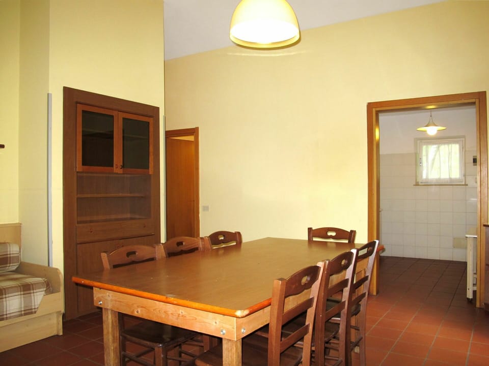 Table, Property, Furniture, Building, Wood, Chair, Interior Design, Yellow, Lighting, Door