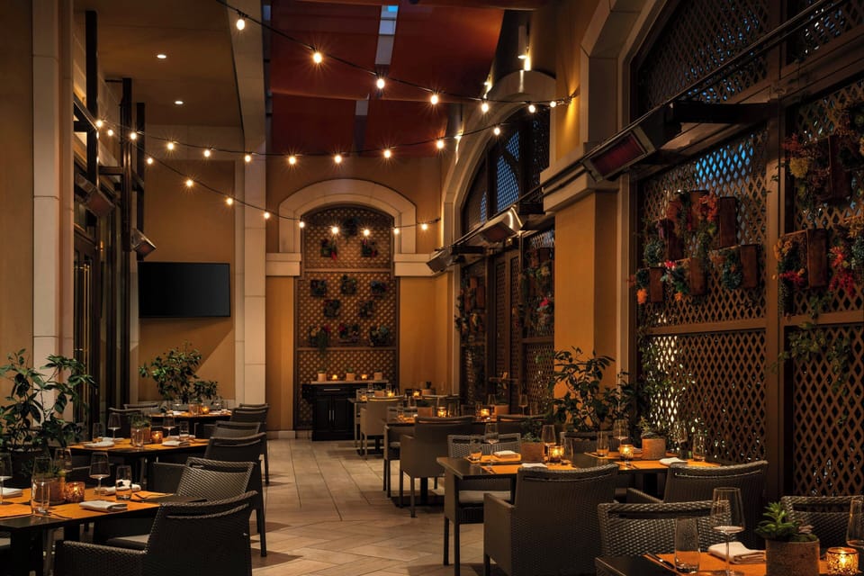 4 restaurants, breakfast served