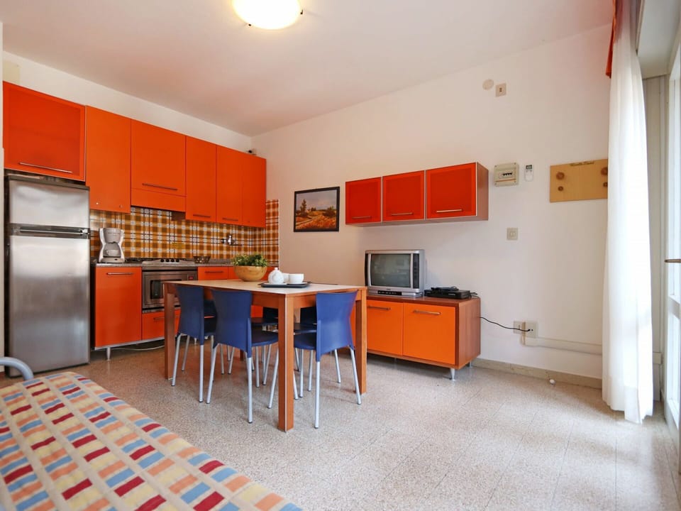 Room, Property, Building, Orange, Real Estate, Furniture, Interior Design, House, Floor, Ceiling