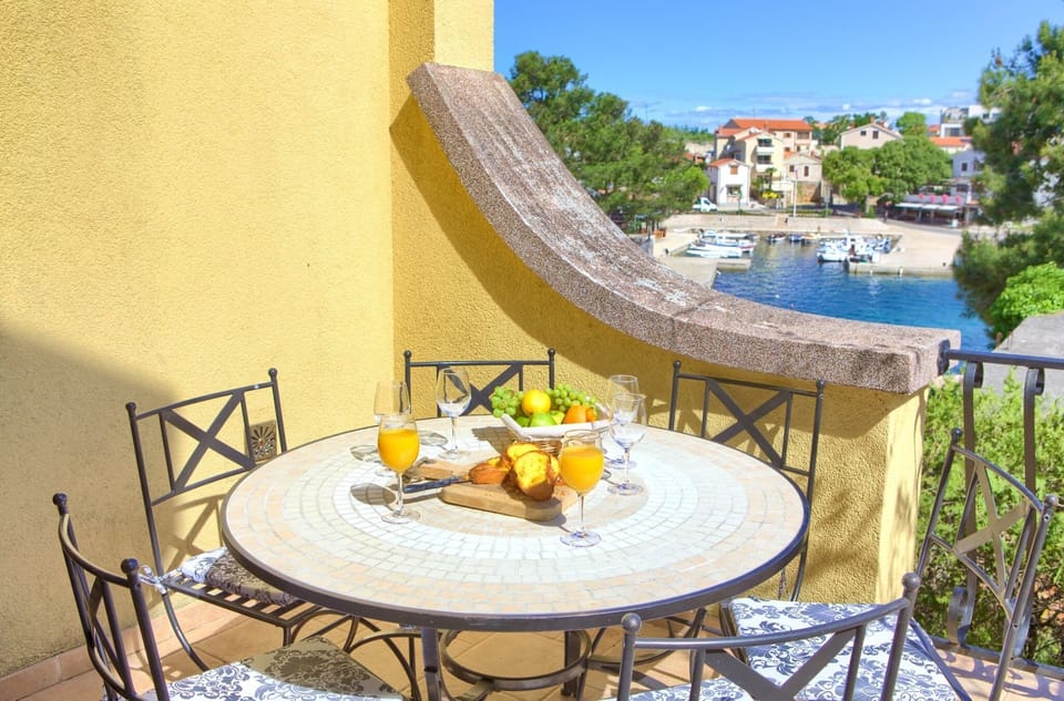 Grand Villa | Terrace/patio