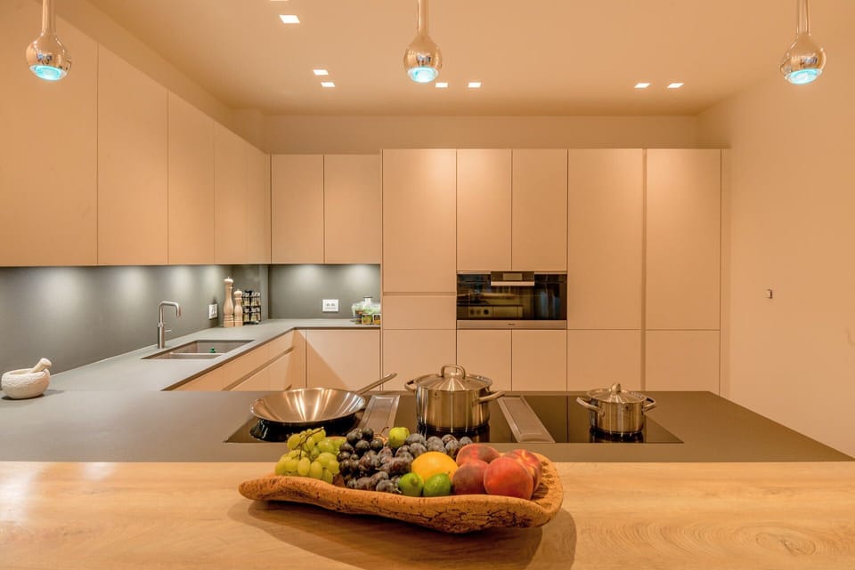 Villa, 6 Bedrooms | Private kitchen | Coffee/tea maker, fridge, oven, stovetop