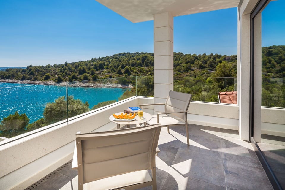 Deluxe Villa, 4 Bedrooms | Balcony