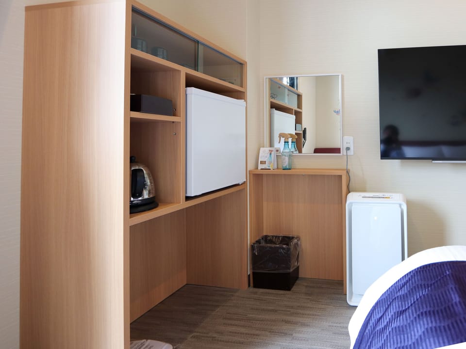 Soundproofing, WiFi (free), bed sheets