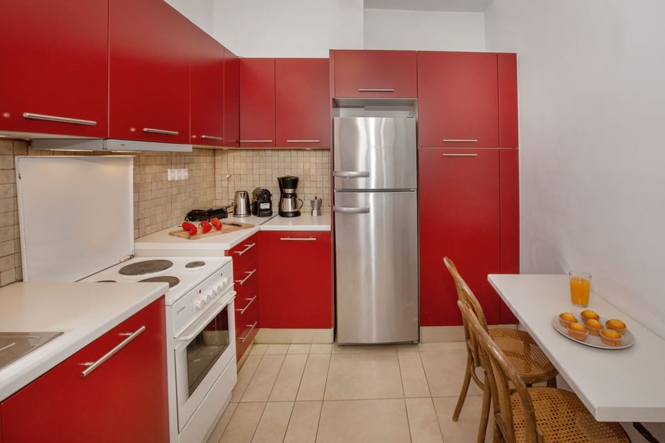 Apartment, 2 Bedrooms, Terrace | Private kitchen | Fridge, oven, stovetop, coffee/tea maker