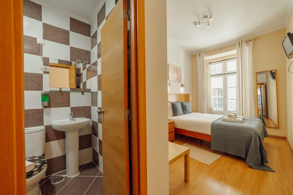 Deluxe Double Room, Ensuite | Premium bedding, Select Comfort beds, in-room safe