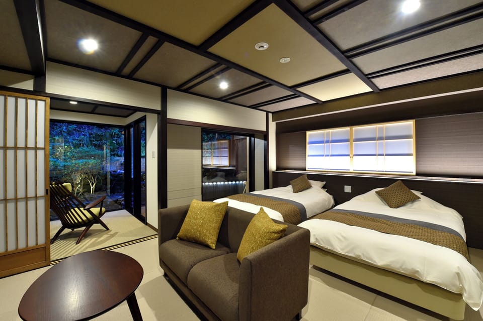 Superior Twin Room with Open-Air Hot Spring Bath with wood deck, 44m2 (Yama-no-Terrace) Non smoking | Minibar, in-room safe, iron/ironing board (on request), WiFi (free)